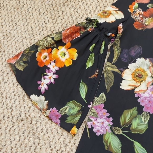 NWT Alexia Admor Vintage Botanical Dark Floral Dress Size Small Bell Sleeves - Picture 3 of 15